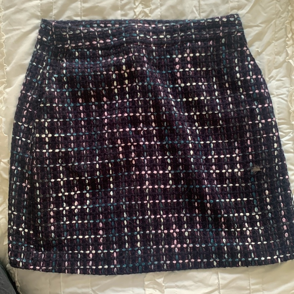 LOFT WINTER SKIRT WITH POCKETS! 🤍